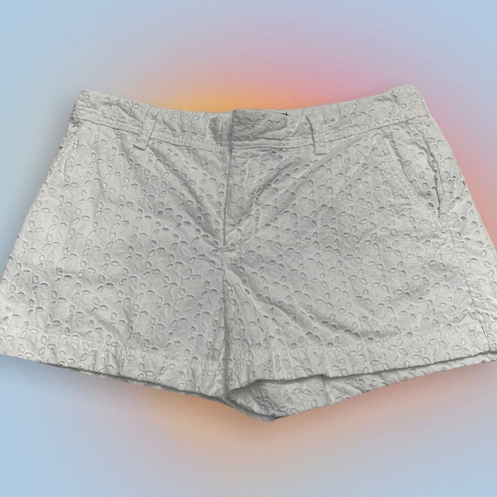 GAP Women’s 6 White Cotton Shorts